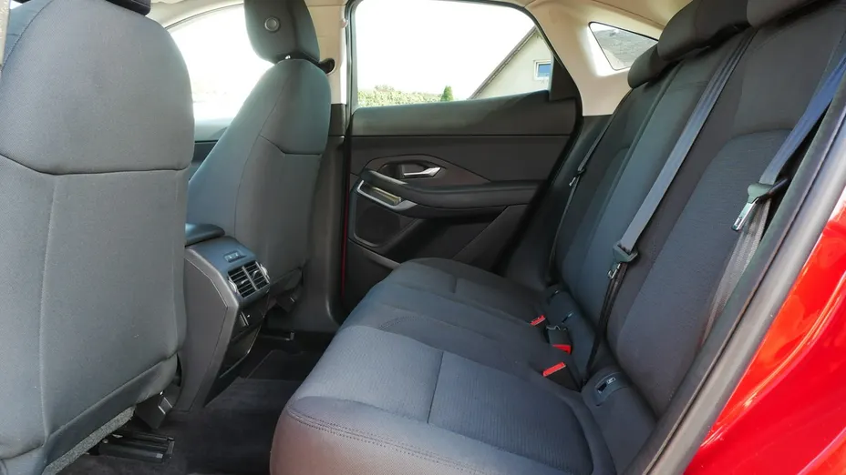 JAGUAR E-Pace -