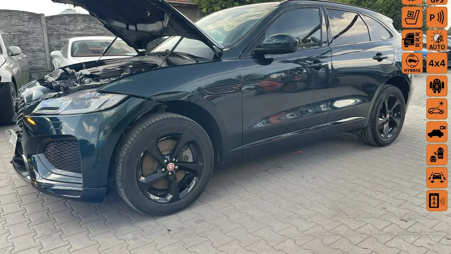 JAGUAR F-Pace -