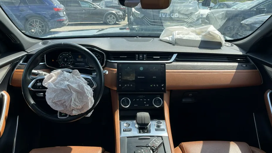 JAGUAR F-Pace -