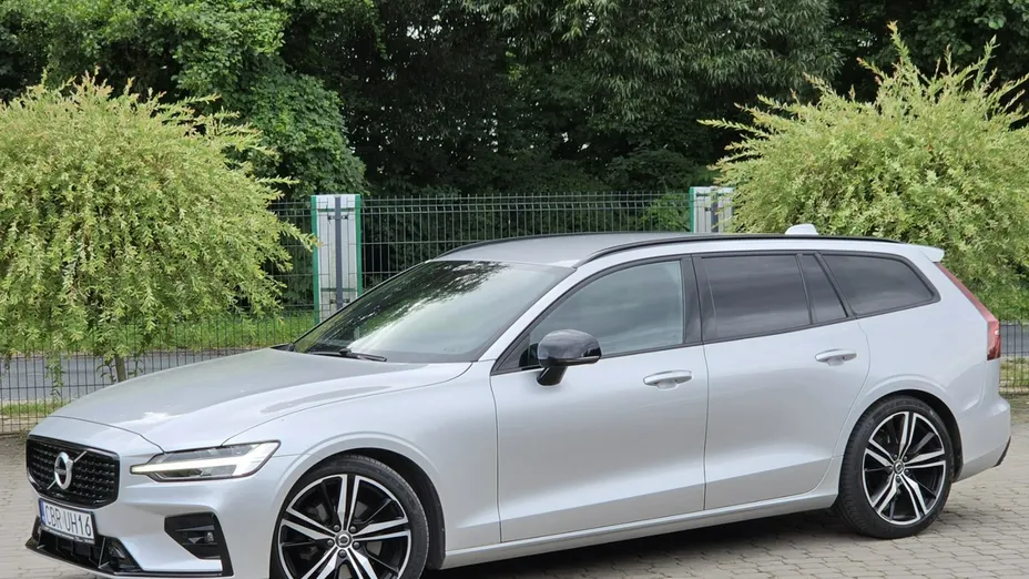 VOLVO V60 -