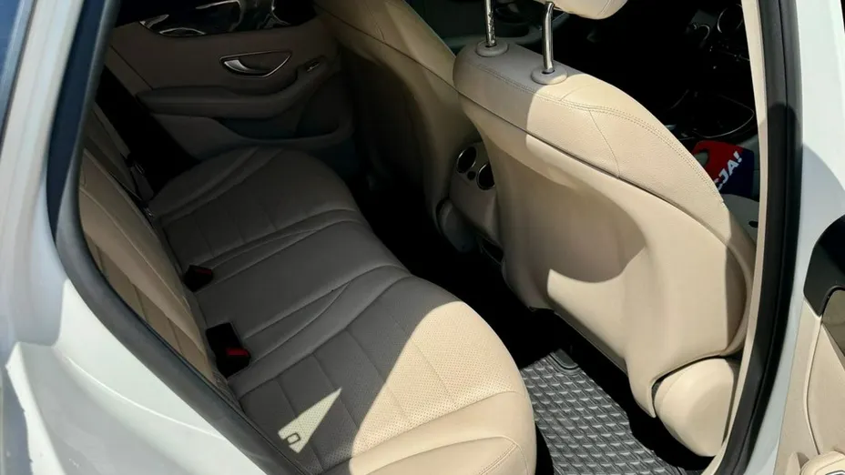 MERCEDES-BENZ GLC -