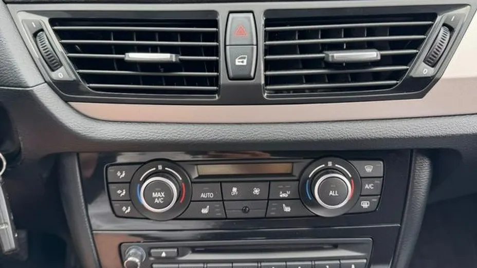 BMW X1 -