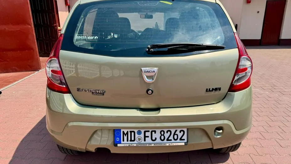 DACIA Sandero -