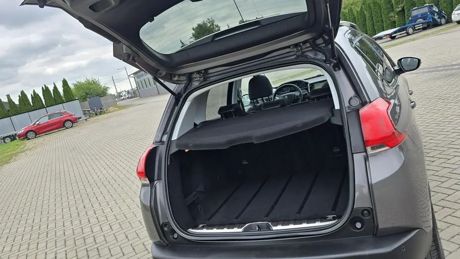 PEUGEOT 2008 -