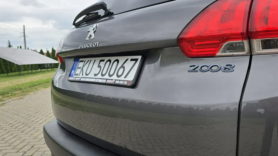 PEUGEOT 2008 -