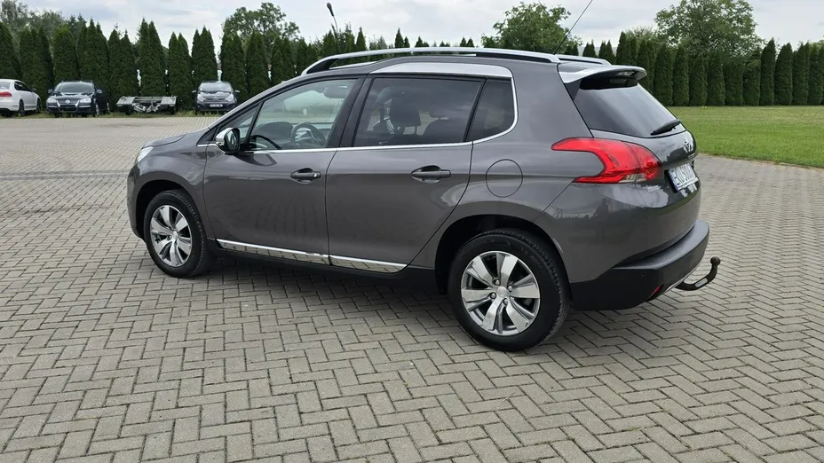 PEUGEOT 2008 -