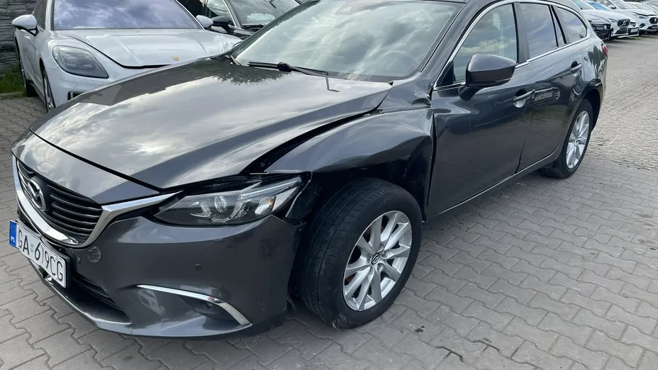 MAZDA 6 -