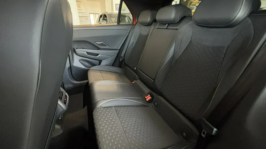 VOLKSWAGEN T-ROC -