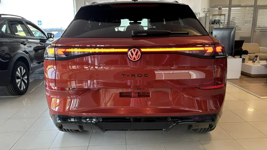 VOLKSWAGEN T-ROC -