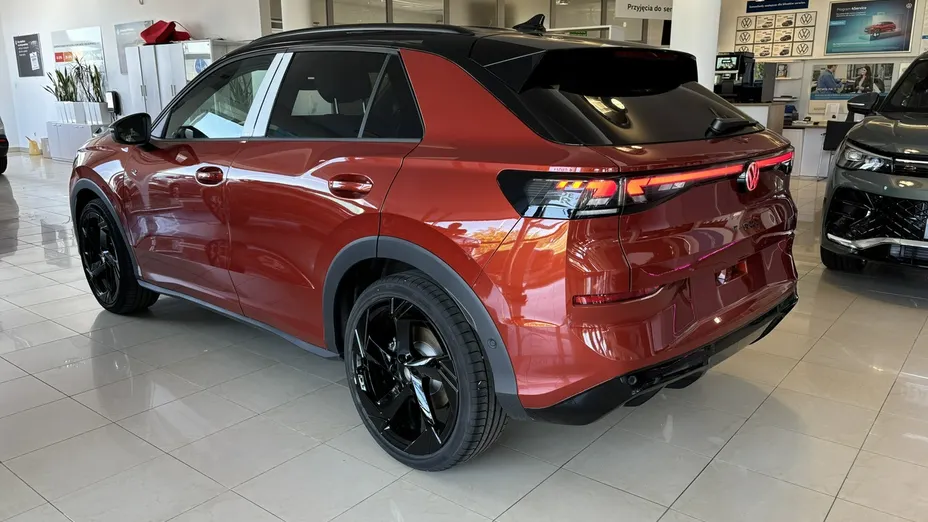 VOLKSWAGEN T-ROC -