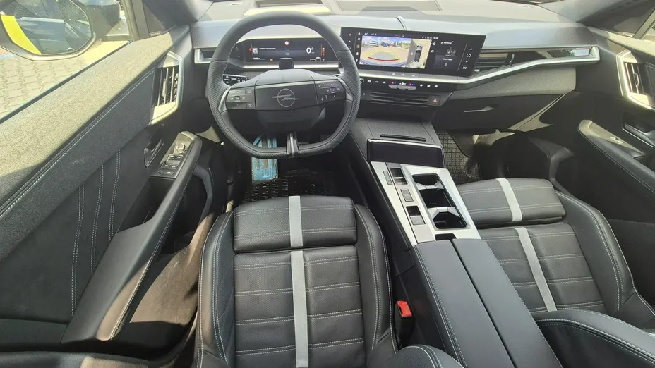 OPEL Grandland X -