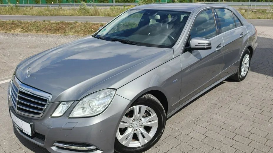 MERCEDES-BENZ E Klasa -