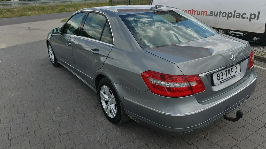 MERCEDES-BENZ E Klasa -