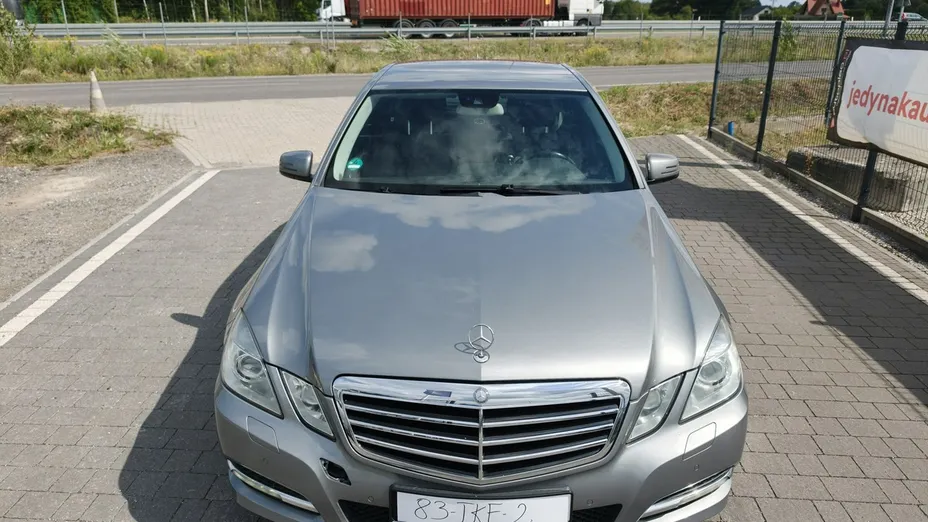 MERCEDES-BENZ E Klasa -