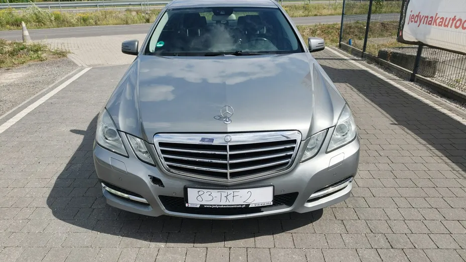 MERCEDES-BENZ E Klasa -