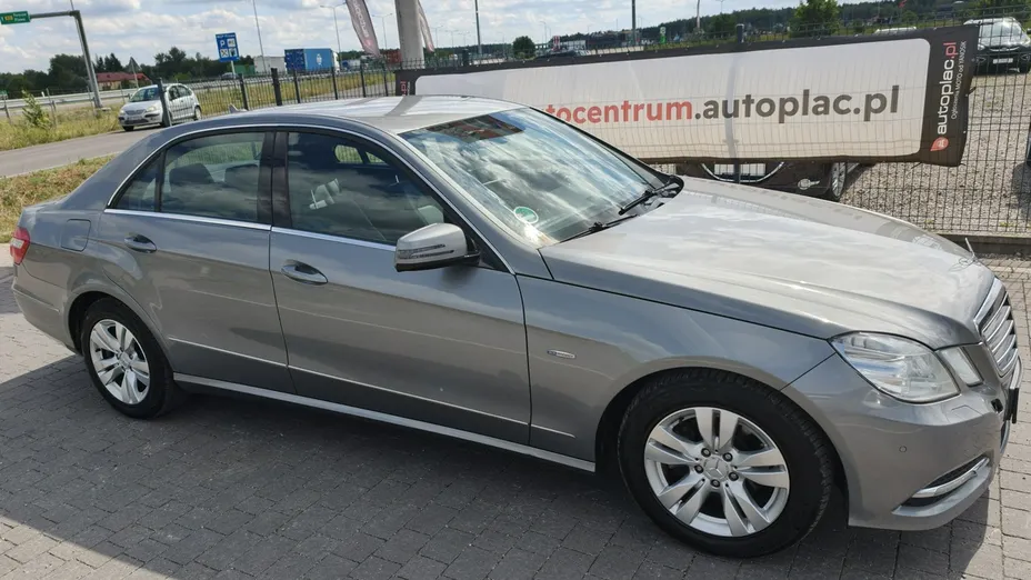 MERCEDES-BENZ E Klasa -
