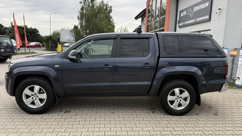 VOLKSWAGEN Amarok -