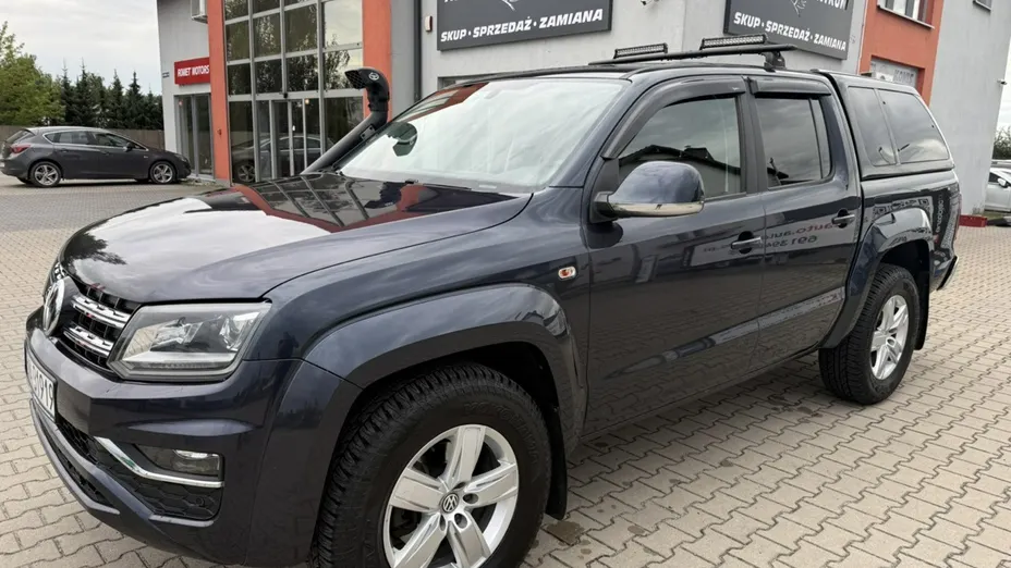 VOLKSWAGEN Amarok -