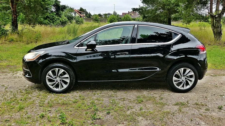 CITROEN DS4 -
