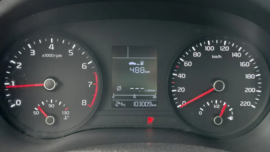 KIA Rio -