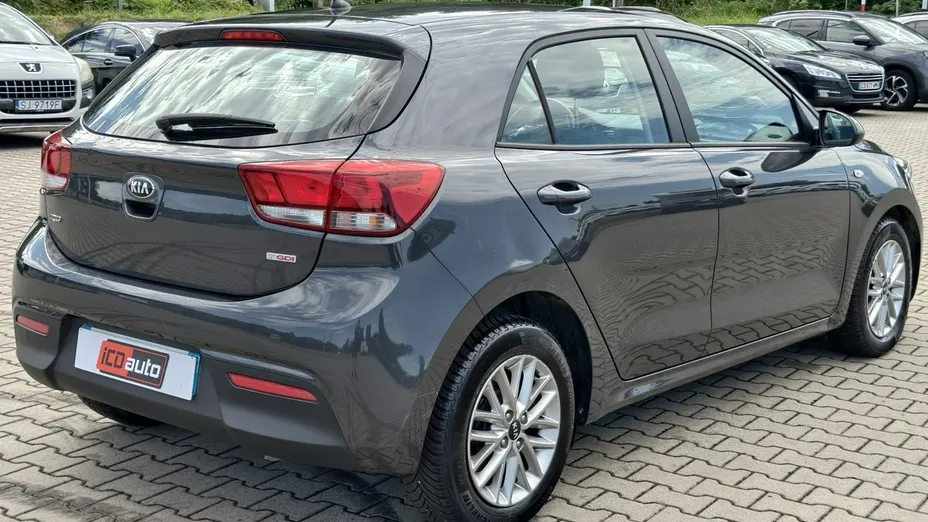 KIA Rio -
