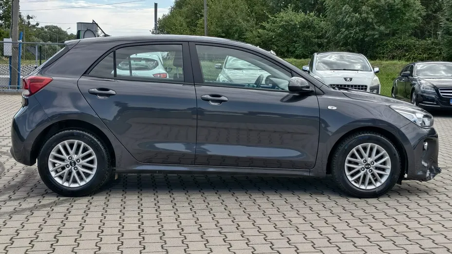 KIA Rio -