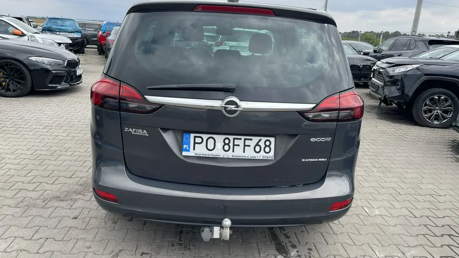 OPEL Zafira -