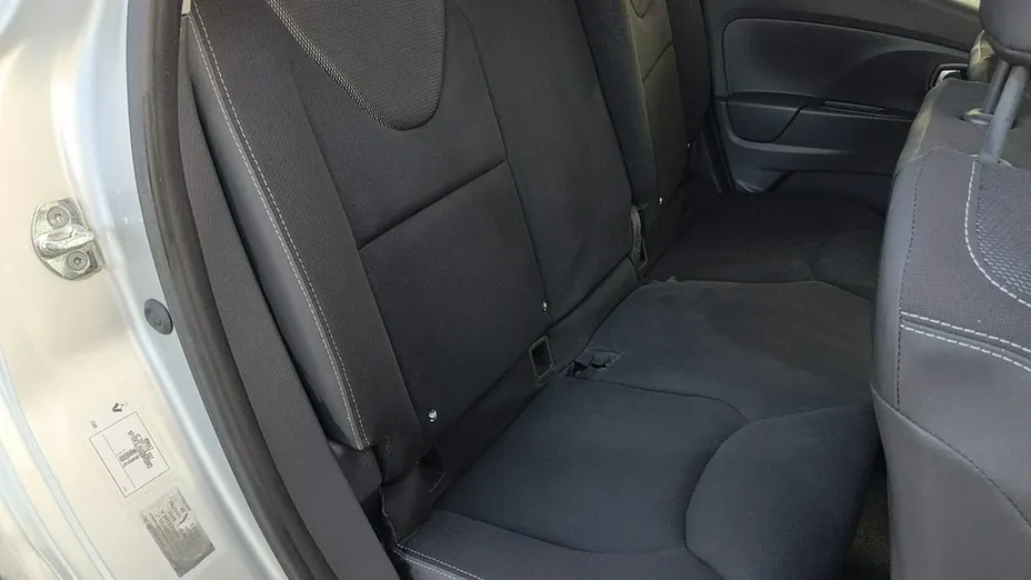 RENAULT Clio -