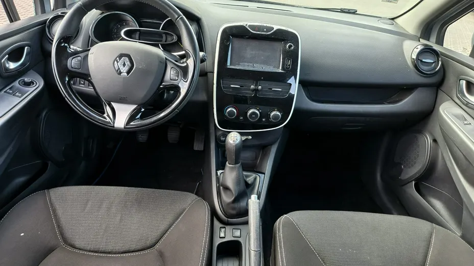 RENAULT Clio -