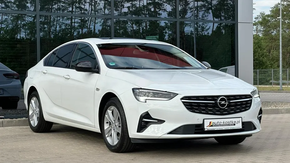 OPEL Insignia -