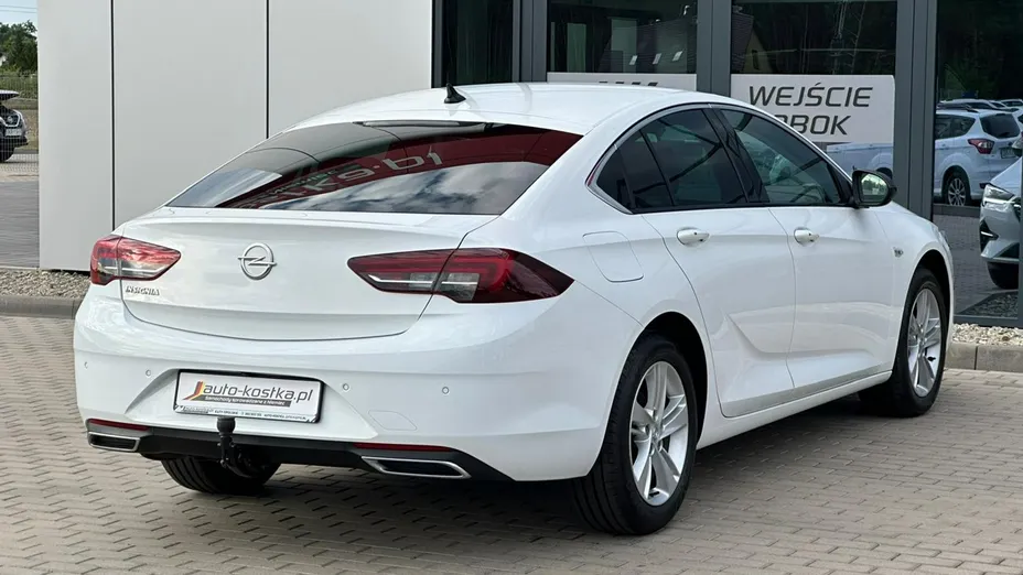 OPEL Insignia -