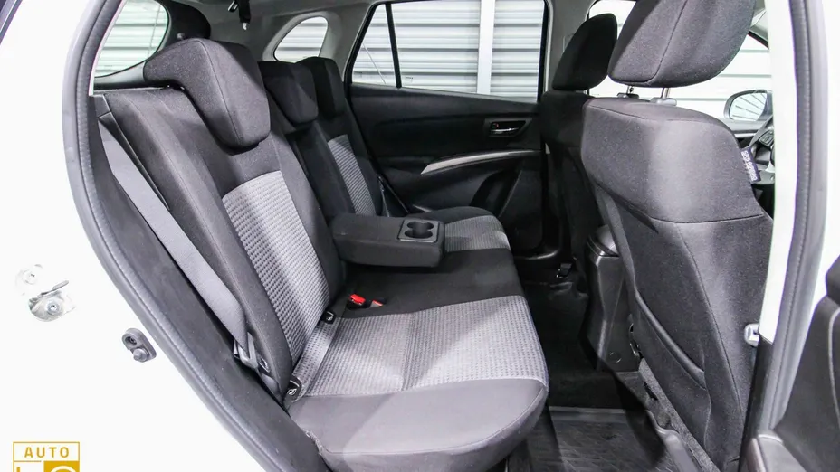SUZUKI S-Cross -