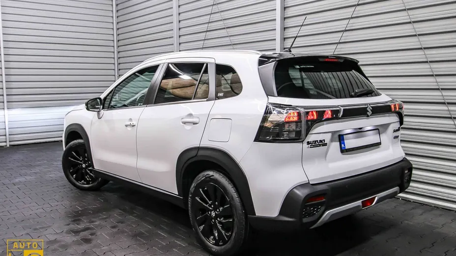 SUZUKI S-Cross -