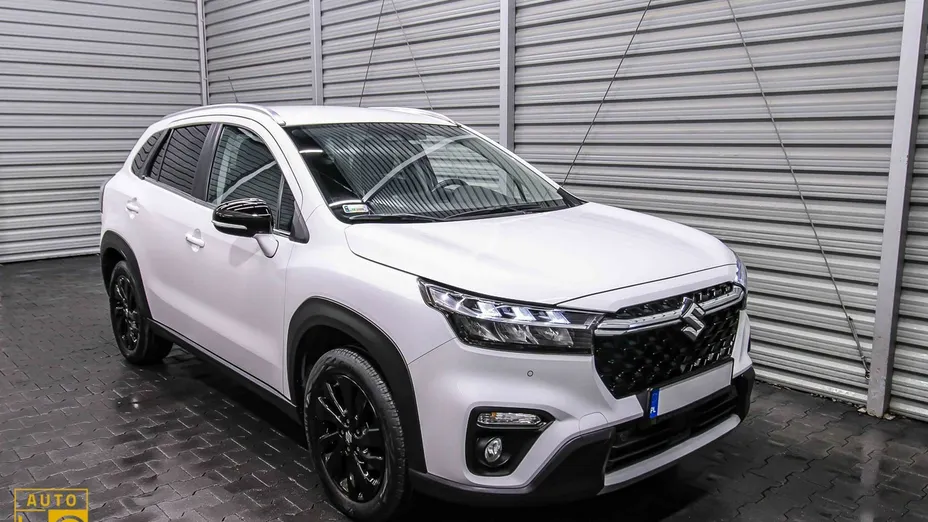 SUZUKI S-Cross -