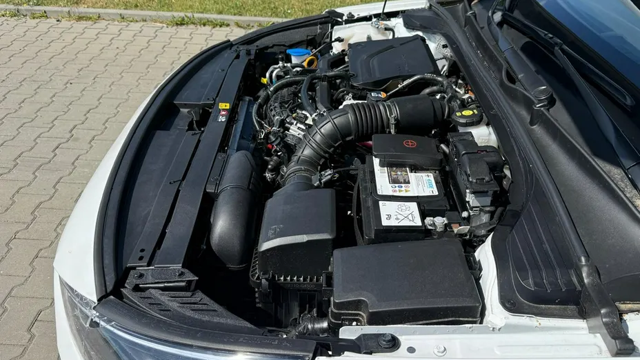 HYUNDAI i30 -