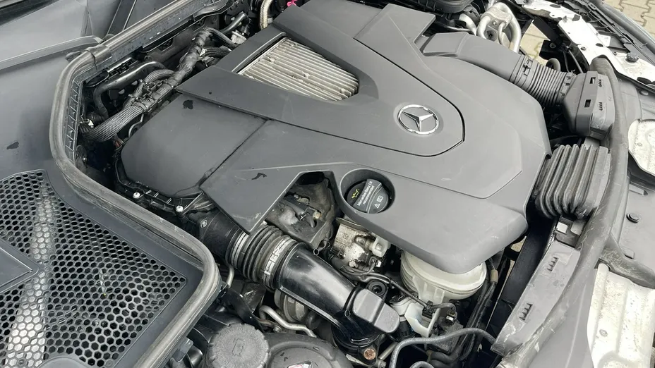MERCEDES-BENZ C Klasa -