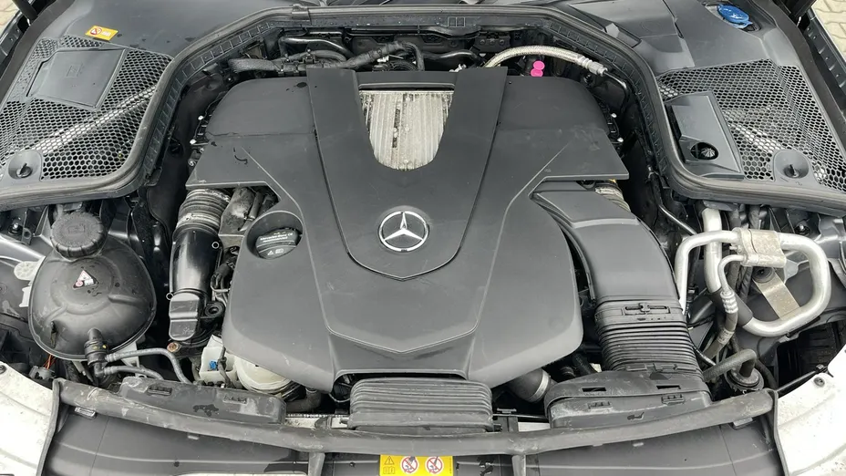 MERCEDES-BENZ C Klasa -
