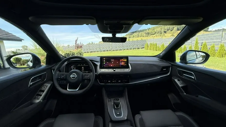 NISSAN Qashqai -
