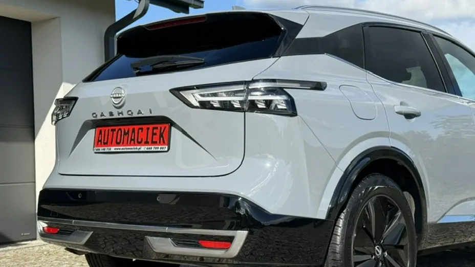 NISSAN Qashqai -