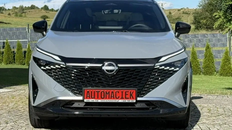 NISSAN Qashqai -