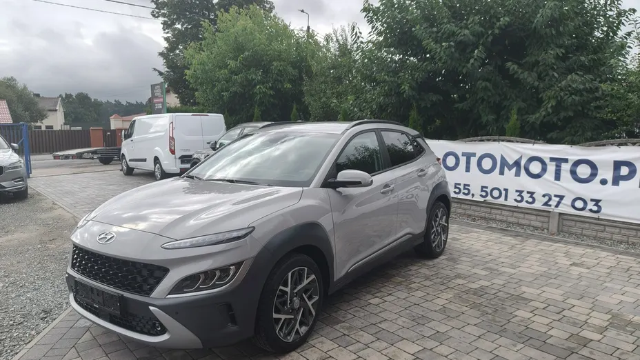 HYUNDAI Kona -