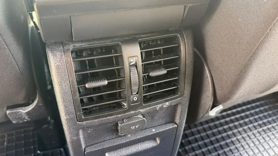 VOLKSWAGEN Caddy -