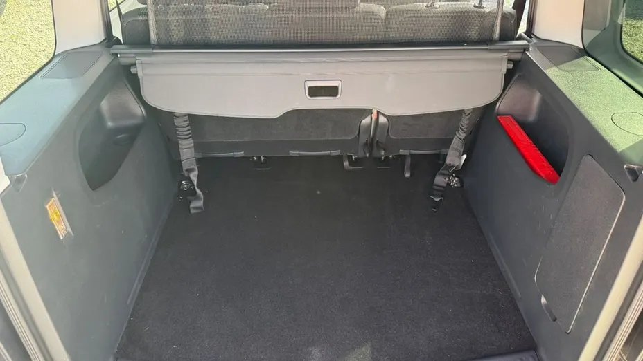 VOLKSWAGEN Caddy -
