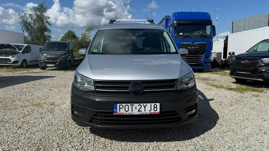 VOLKSWAGEN Caddy -
