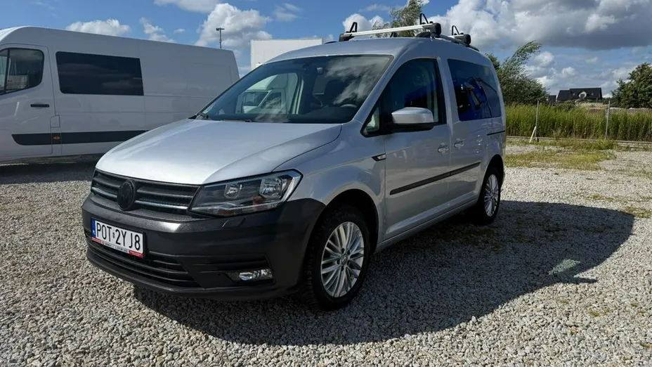 VOLKSWAGEN Caddy -