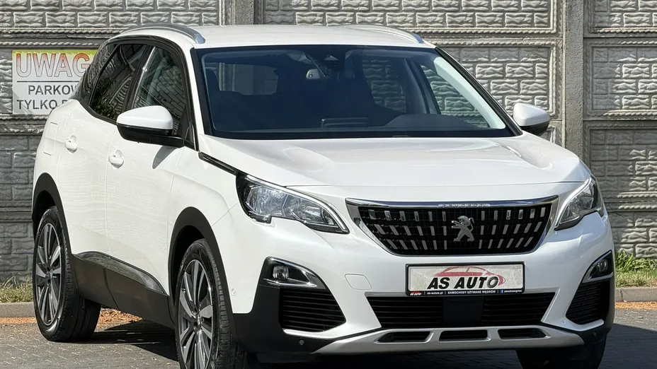 PEUGEOT 3008 -