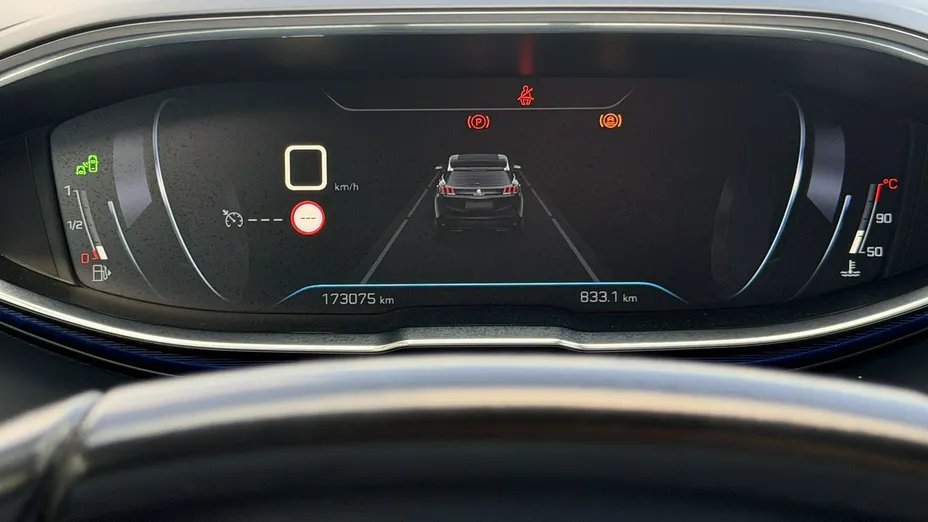 PEUGEOT 3008 -