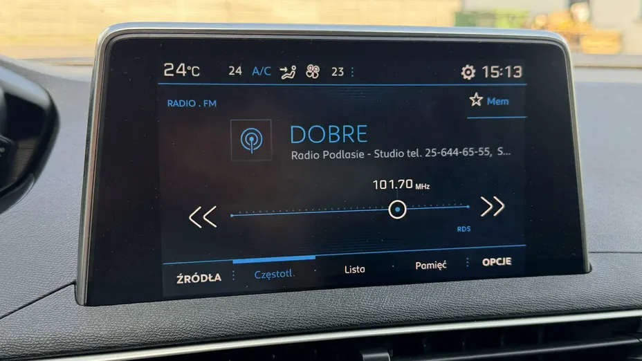 PEUGEOT 3008 -
