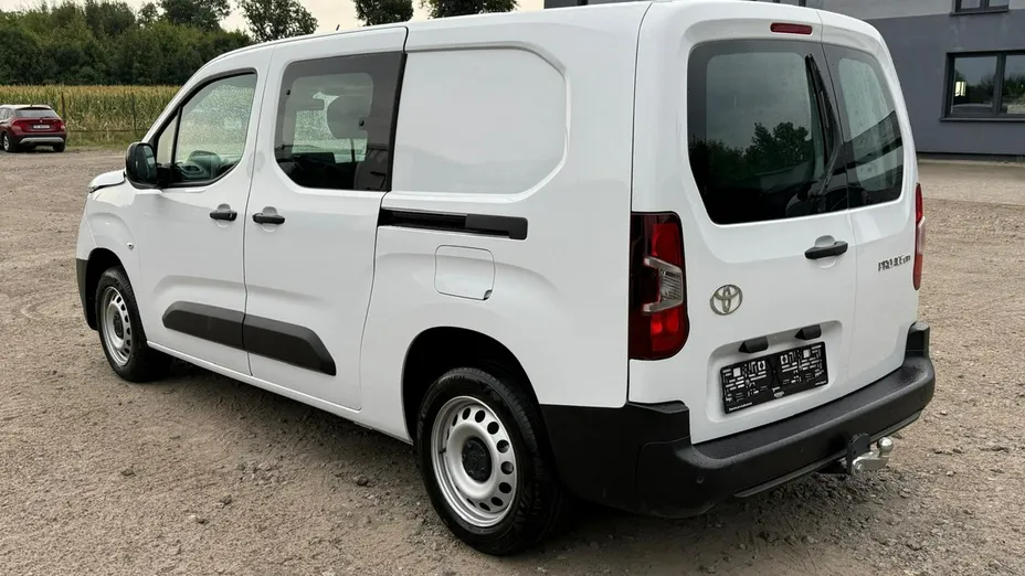 TOYOTA Proace City -