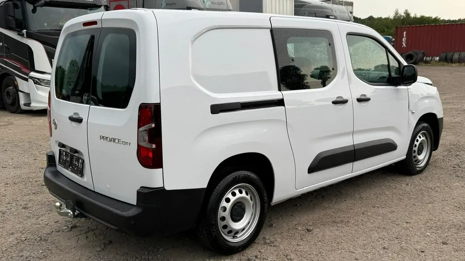TOYOTA Proace City -